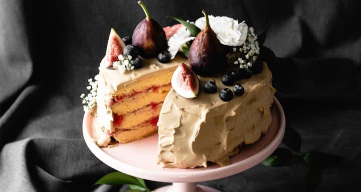 Coconut raspberry keto cake