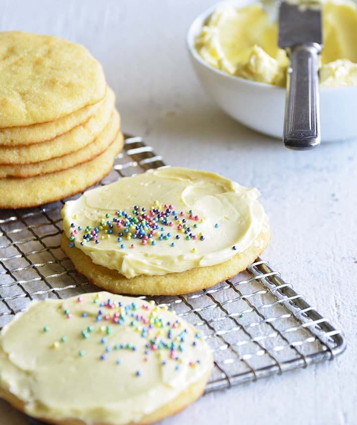 Keto cookies with vanilla frosting